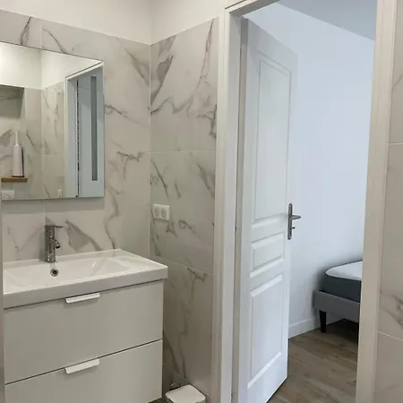 Apartment Arenes Bayonne