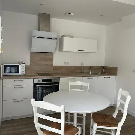 Apartment Arenes